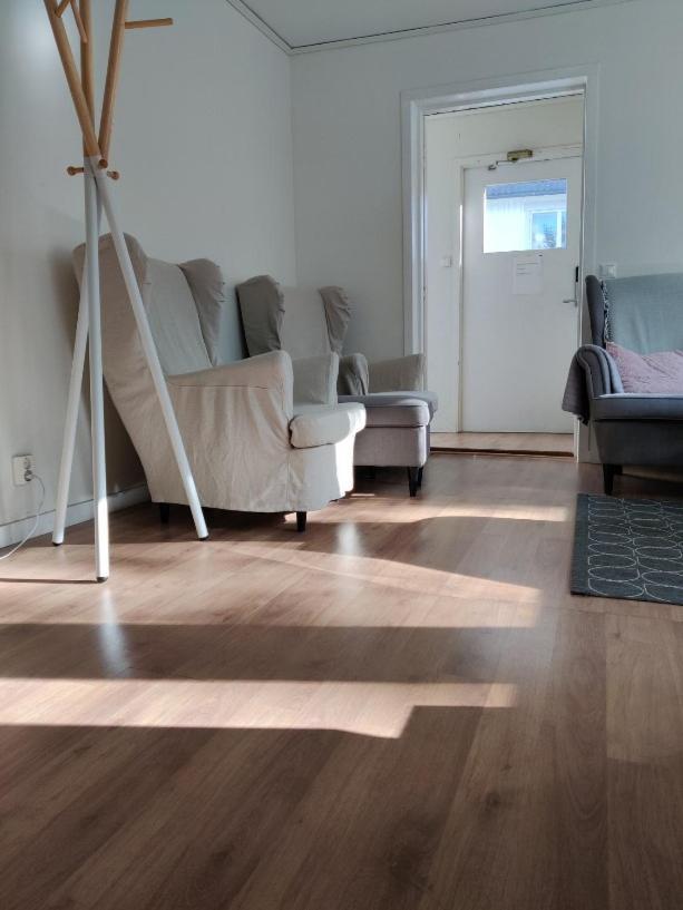 House. 80M2, Near Lake, With Car Charge. Sommarbo Extérieur photo